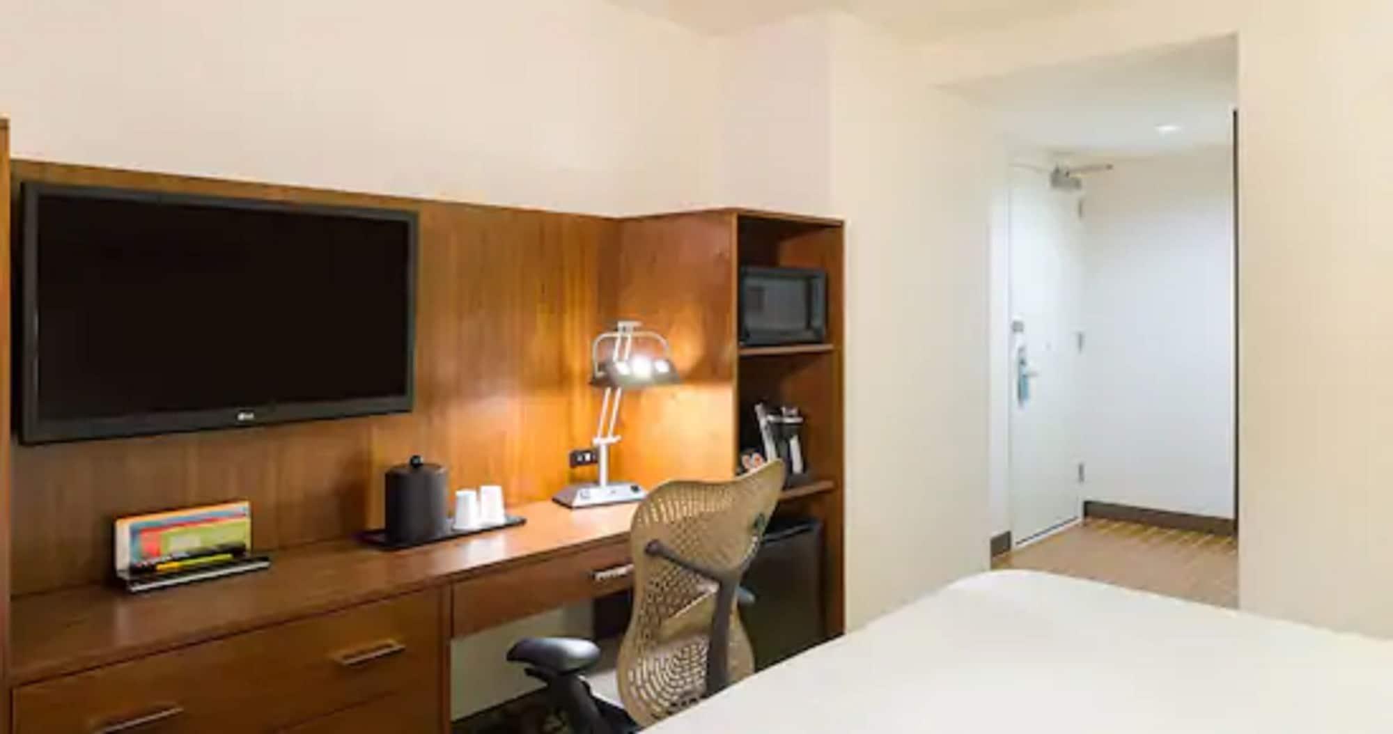 Hilton Garden Inn New York Manhattan Midtown East Exterior photo
