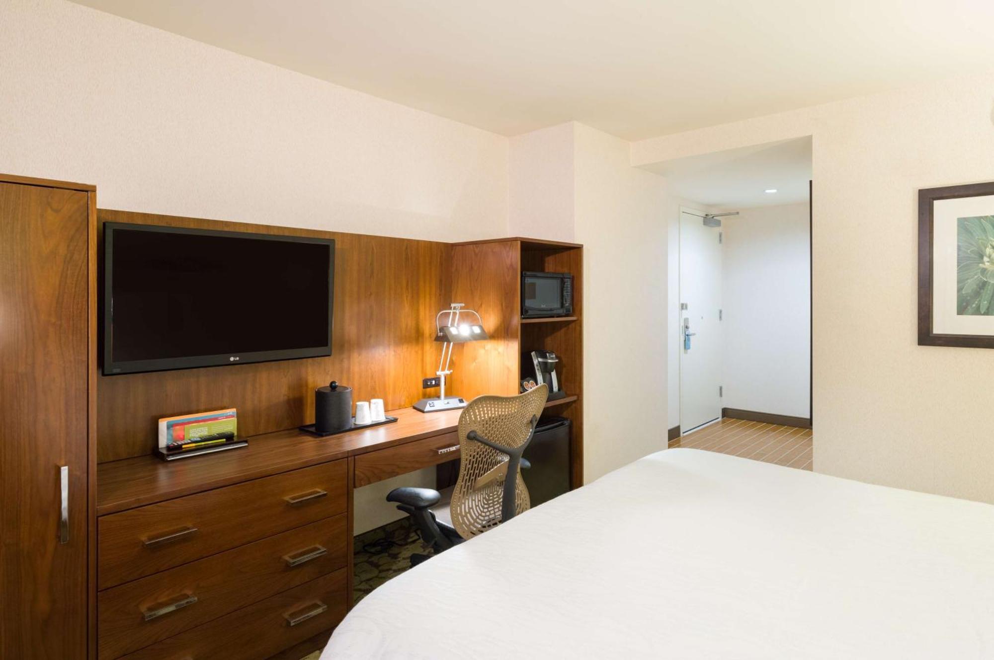 Hilton Garden Inn New York Manhattan Midtown East Exterior photo