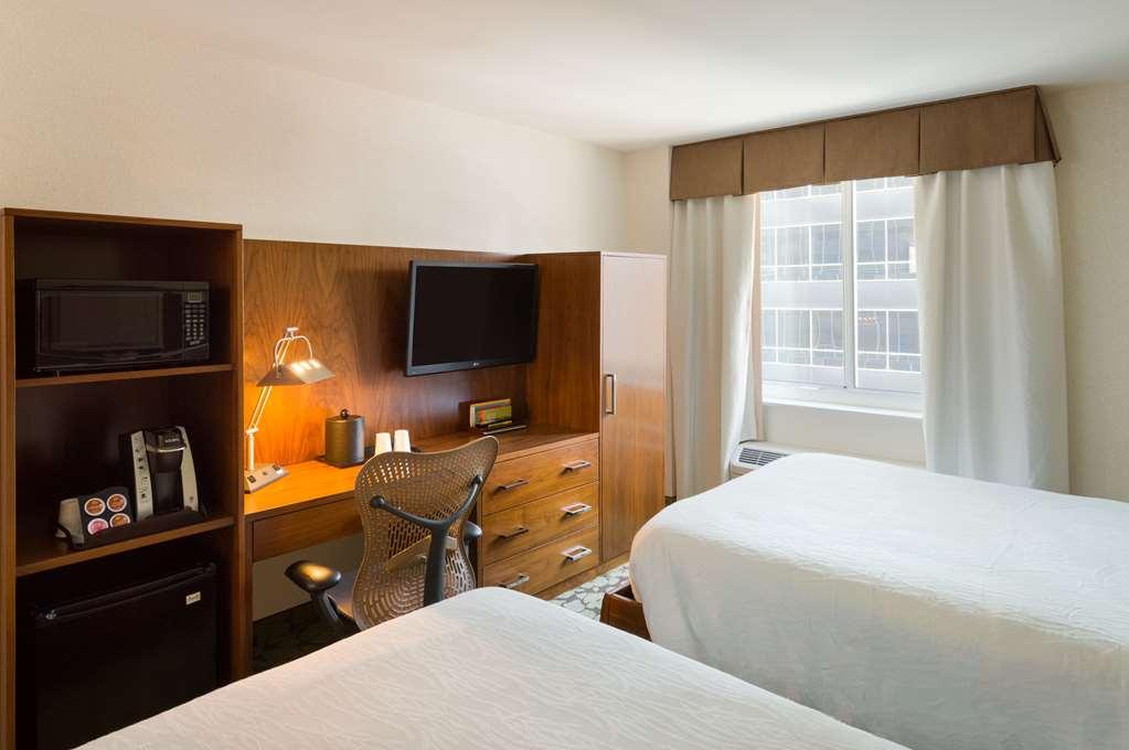 Hilton Garden Inn New York Manhattan Midtown East Room photo